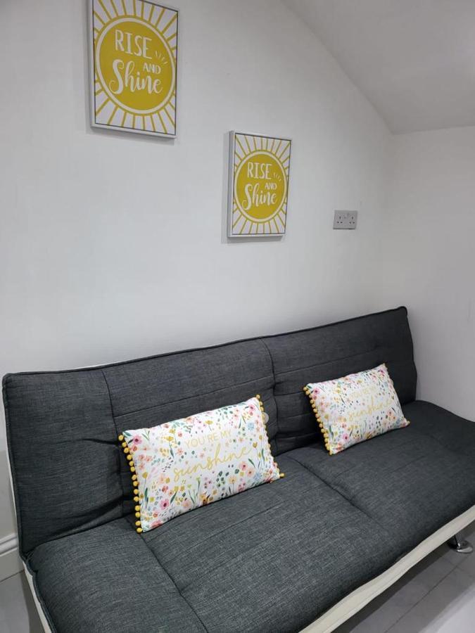 Апартаменти Fancy Basement Flat B Лондон Екстер'єр фото